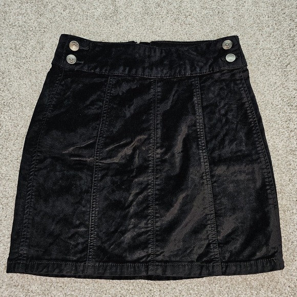Free People Dresses & Skirts - Free People Black Velvet Button‎ Front Zipper Mini Skirt Womens Size 27